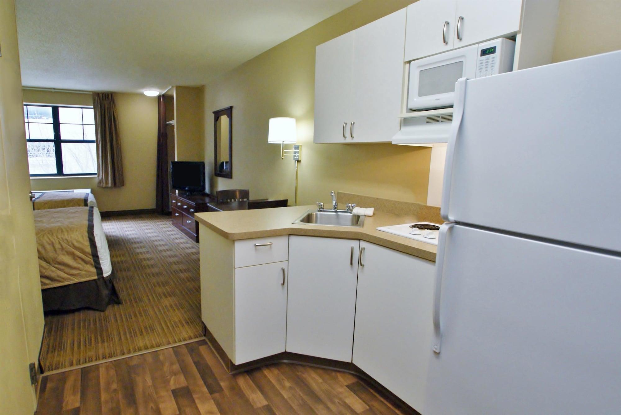 Extended Stay America Select Suites - Springfield - South Exterior photo