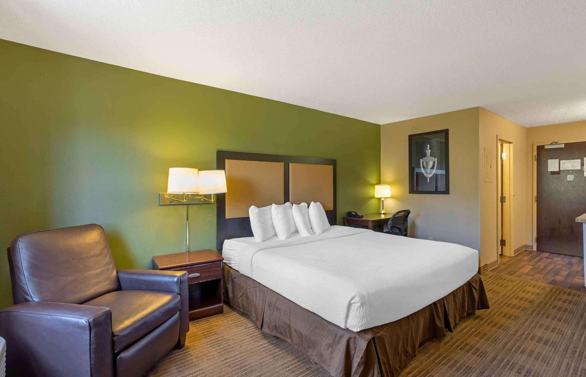 Extended Stay America Select Suites - Springfield - South Exterior photo