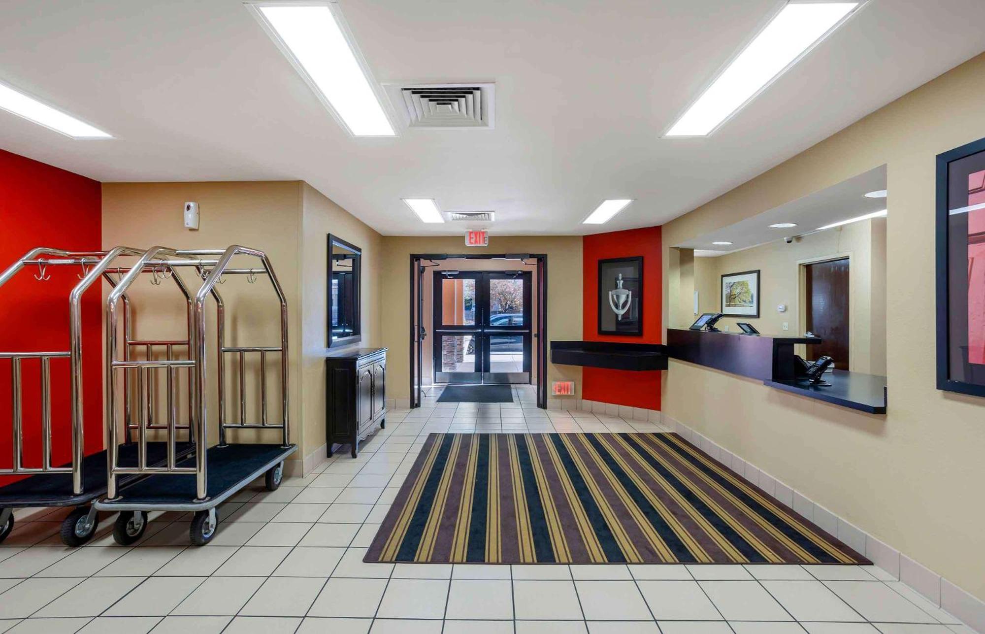 Extended Stay America Select Suites - Springfield - South Exterior photo